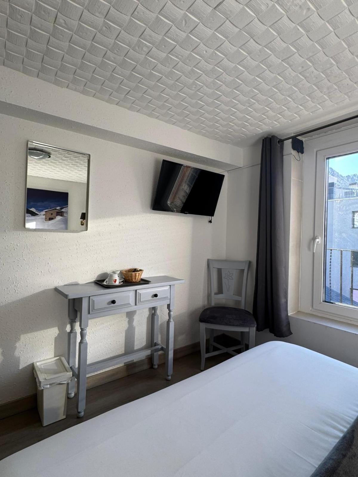Hotel Panda ปาสเดลากาซา ภายนอก รูปภาพ